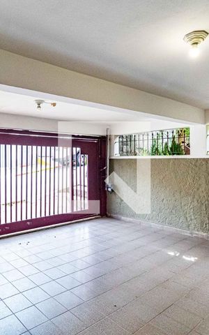 Casa à venda com 180m², 3 quartos e 2 vagas Casa à venda com 180m², 3 quartos e 2 vagasGaragem