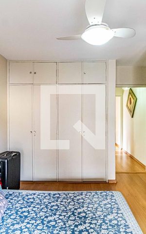 Casa à venda com 180m², 3 quartos e 2 vagas Casa à venda com 180m², 3 quartos e 2 vagasQuarto 01