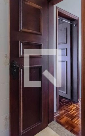 Casa à venda com 206m², 3 quartos e 4 vagasBanheiro Social