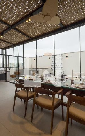 Apartamento à venda com 180m², 2 quartos e 3 vagas