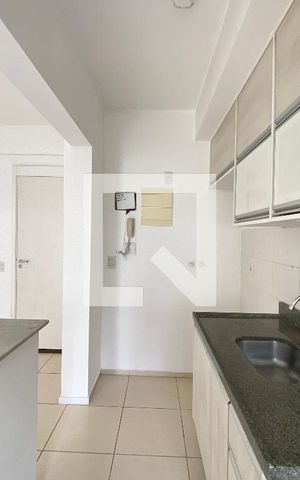 Apartamento para alugar com 53m², 2 quartos e 1 vaga Apartamento para alugar com 53m², 2 quartos e 1 vagaCozinha e Área de Serviço