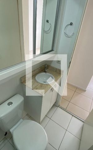 Apartamento para alugar com 53m², 2 quartos e 1 vaga Apartamento para alugar com 53m², 2 quartos e 1 vagaBanheiro do Quarto 1