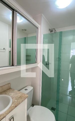 Apartamento para alugar com 53m², 2 quartos e 1 vaga Apartamento para alugar com 53m², 2 quartos e 1 vagaBanheiro Social