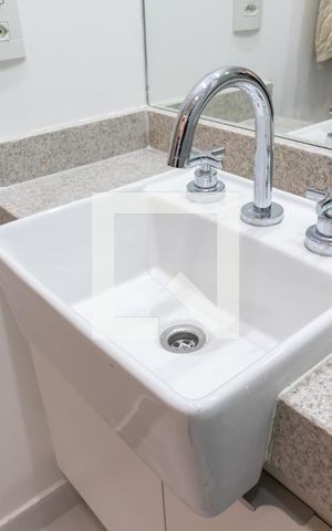 Apartamento à venda com 29m², 1 quarto e sem vagaBanheiro