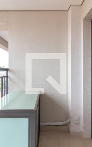 Apartamento à venda com 29m², 1 quarto e sem vagaVaranda e Área de Serviço