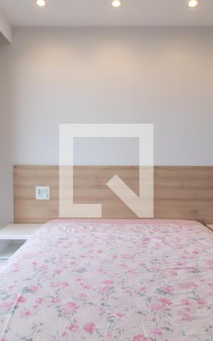 Apartamento à venda com 29m², 1 quarto e sem vagaQuarto e Sala