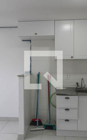 Apartamento à venda com 28m², 1 quarto e sem vaga Apartamento à venda com 28m², 1 quarto e sem vagaSala/Cozinha