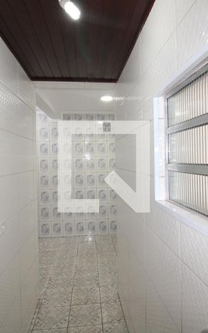 Casa à venda com 134m², 4 quartos e 2 vagasCasa 1 - Área de Serviço