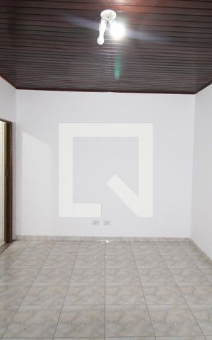 Casa à venda com 134m², 4 quartos e 2 vagasCasa 1 - Quarto 1