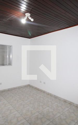 Casa à venda com 134m², 4 quartos e 2 vagasCasa 1 - Quarto 1