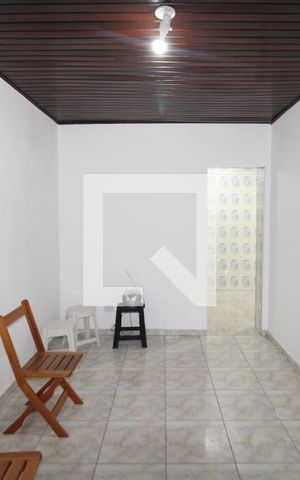 Casa à venda com 134m², 4 quartos e 2 vagasCasa 1 - Sala