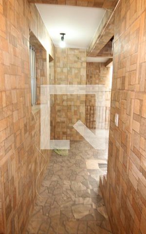 Casa à venda com 134m², 4 quartos e 2 vagasCasa 2 - Área de Serviço