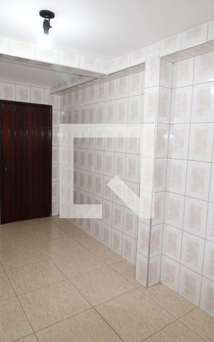 Casa à venda com 134m², 4 quartos e 2 vagasCasa 2 - Cozinha
