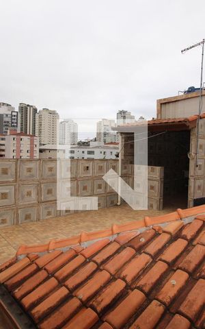 Casa à venda com 134m², 4 quartos e 2 vagasCasa 1 - Área de Serviço 2