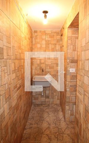 Casa à venda com 134m², 4 quartos e 2 vagasCasa 2 - Área de Serviço