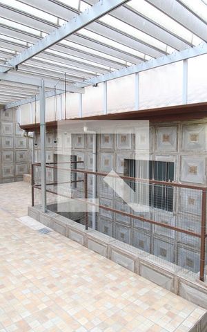 Casa à venda com 134m², 4 quartos e 2 vagasCasa 1 - Garagem