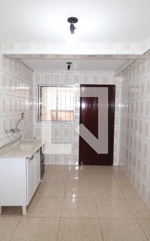 Casa à venda com 134m², 4 quartos e 2 vagasCasa 2 - Cozinha