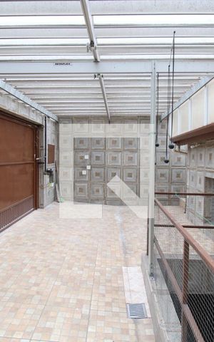 Casa à venda com 134m², 4 quartos e 2 vagasCasa 1 - Garagem