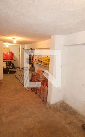 Casa à venda com 134m², 4 quartos e 2 vagasCasa 2 - Área Comum