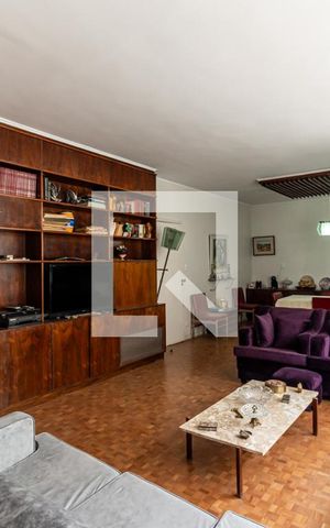 Apartamento à venda com 314m², 4 quartos e 2 vagas Apartamento à venda com 314m², 4 quartos e 2 vagasSala