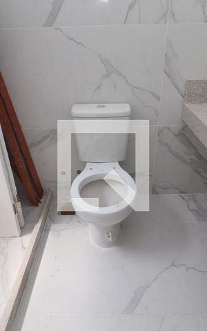 Casa à venda com 250m², 3 quartos e 2 vagasBanheiro da Suíte 2