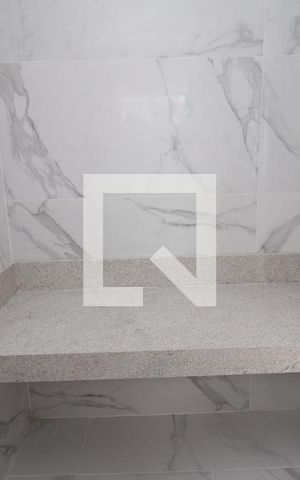 Casa à venda com 250m², 3 quartos e 2 vagasBanheiro da Suíte 2
