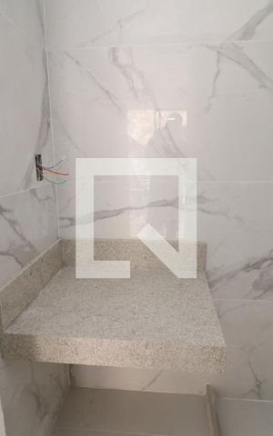 Casa à venda com 250m², 3 quartos e 2 vagasBanheiro da Suíte