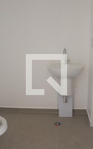 Studio à venda com 27m², 0 quarto e sem vagaStudio Banheiro