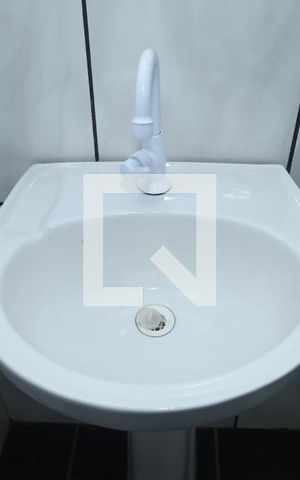 Casa à venda com 60m², 1 quarto e sem vagaBanheiro