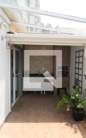 Casa de condomínio à venda com 199m², 3 quartos e 3 vagasSala - Varanda