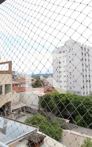 Casa de condomínio à venda com 199m², 3 quartos e 3 vagasQuarto 3 - Varanda