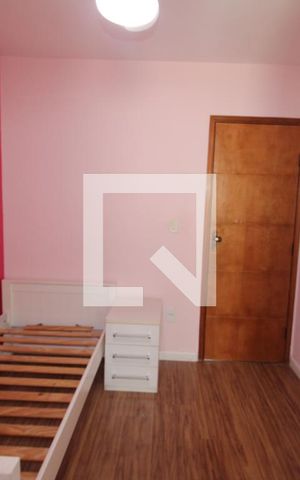 Casa de condomínio à venda com 199m², 3 quartos e 3 vagasQuarto 1