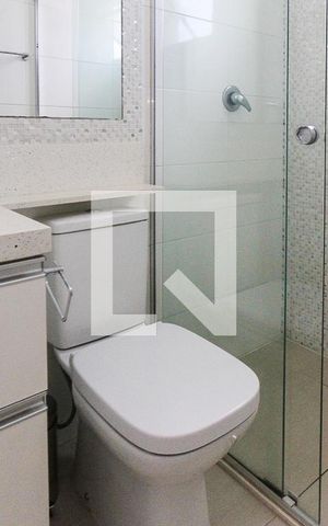 Apartamento à venda com 60m², 2 quartos e 1 vaga Apartamento à venda com 60m², 2 quartos e 1 vagaBanheiro da Suíte
