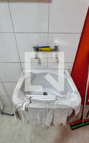 Casa à venda com 155m², 3 quartos e 2 vagas Casa à venda com 155m², 3 quartos e 2 vagasÁrea de Serviço