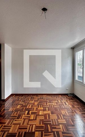 Casa à venda com 155m², 3 quartos e 2 vagas Casa à venda com 155m², 3 quartos e 2 vagasSuíte