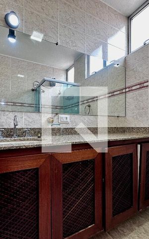 Casa à venda com 155m², 3 quartos e 2 vagas Casa à venda com 155m², 3 quartos e 2 vagasBanheiro Suíte