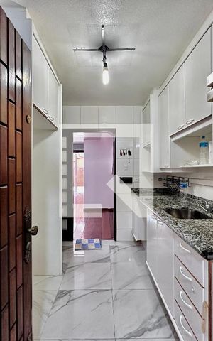 Casa à venda com 155m², 3 quartos e 2 vagas Casa à venda com 155m², 3 quartos e 2 vagasCozinha