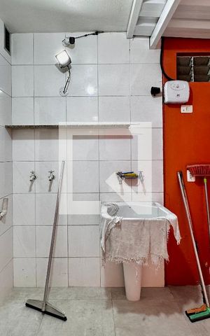 Casa à venda com 155m², 3 quartos e 2 vagas Casa à venda com 155m², 3 quartos e 2 vagasÁrea de Serviço