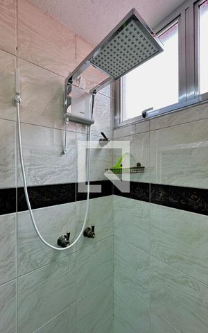 Casa à venda com 155m², 3 quartos e 2 vagas Casa à venda com 155m², 3 quartos e 2 vagasBanheiro Social