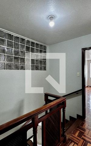 Casa à venda com 155m², 3 quartos e 2 vagas Casa à venda com 155m², 3 quartos e 2 vagasCorredor Quartos