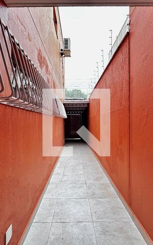 Casa à venda com 155m², 3 quartos e 2 vagas Casa à venda com 155m², 3 quartos e 2 vagasQuintal
