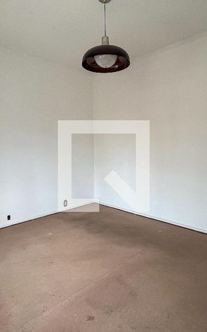 Apartamento à venda com 278m², 3 quartos e 1 vaga Apartamento à venda com 278m², 3 quartos e 1 vagaQuarto III