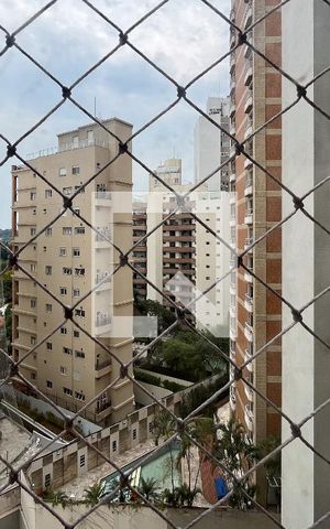 Apartamento à venda com 278m², 3 quartos e 1 vaga Apartamento à venda com 278m², 3 quartos e 1 vagaVista Quarto II