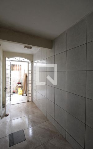 Casa de condomínio para alugar com 120m², 4 quartos e 2 vagasCozinha