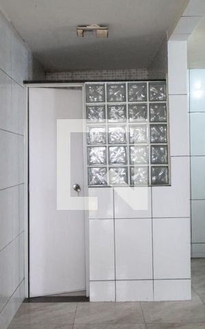 Casa de condomínio para alugar com 120m², 4 quartos e 2 vagasCozinha