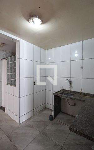 Casa de condomínio para alugar com 120m², 4 quartos e 2 vagasCozinha