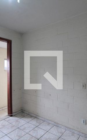 Casa de condomínio para alugar com 120m², 4 quartos e 2 vagasSala de TV