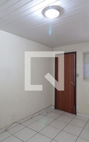 Casa de condomínio para alugar com 120m², 4 quartos e 2 vagasSuite