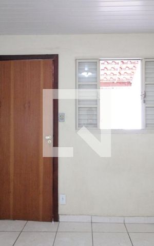 Casa de condomínio para alugar com 120m², 4 quartos e 2 vagasSuite