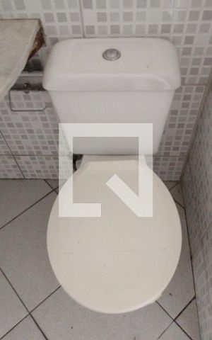 Casa de condomínio para alugar com 120m², 4 quartos e 2 vagasLavabo